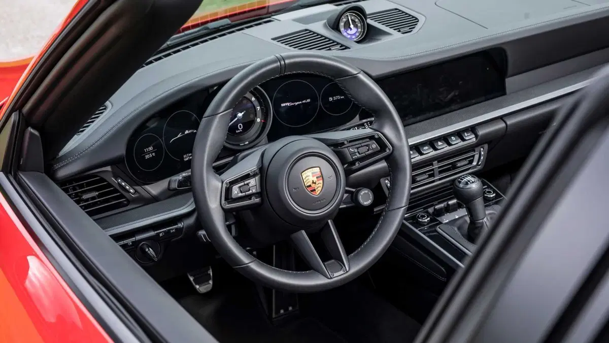Porsche 911 Cabrio Targa 3.0 4S (7)