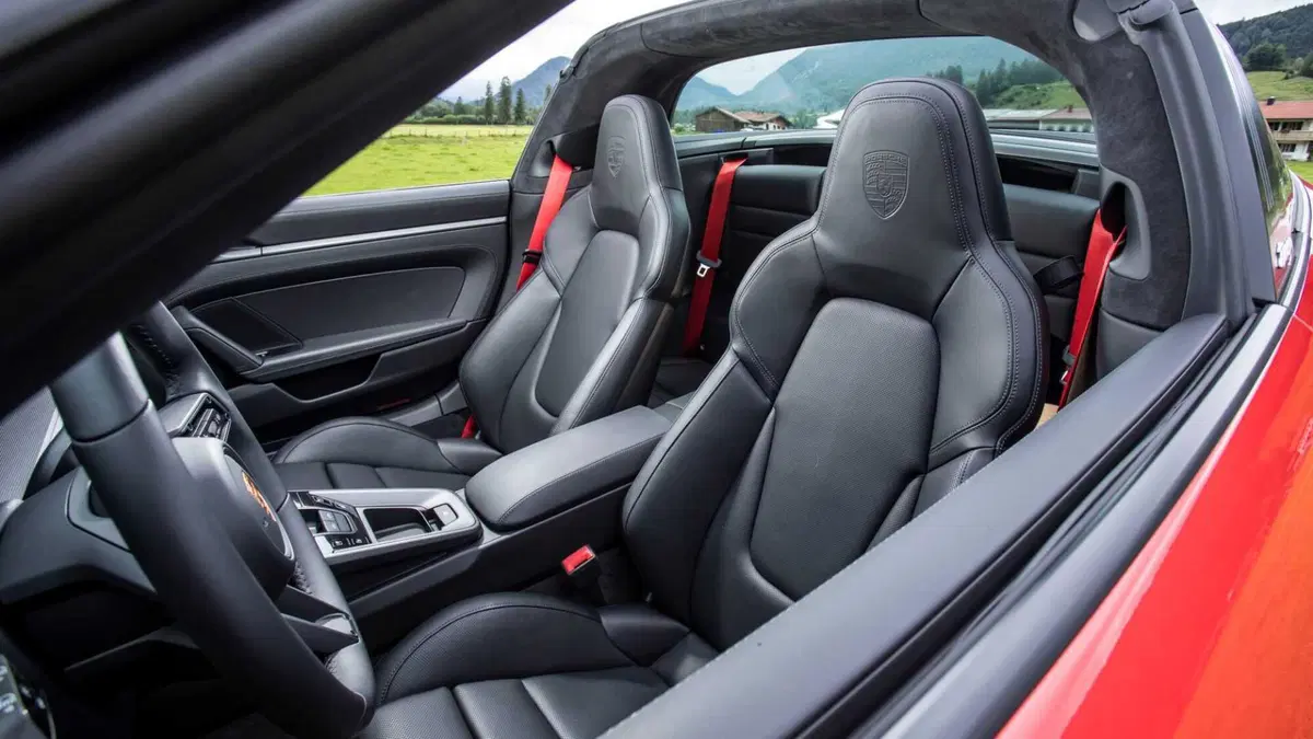 Porsche 911 Cabrio Targa 3.0 4S (9)