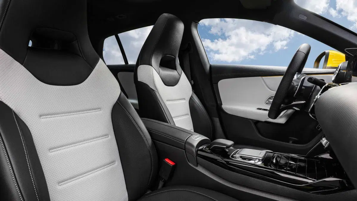 Mercedes-Benz CLA Shooting Brake Shooting Brake AMG 35 AMG Line Advanced Plus 4matic auto (11)