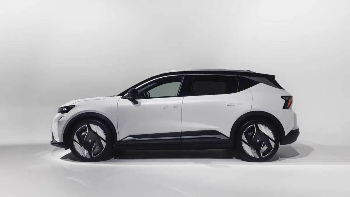 Renault Scenic E-Tech Electric Evolution comfort range 170cv (3)
