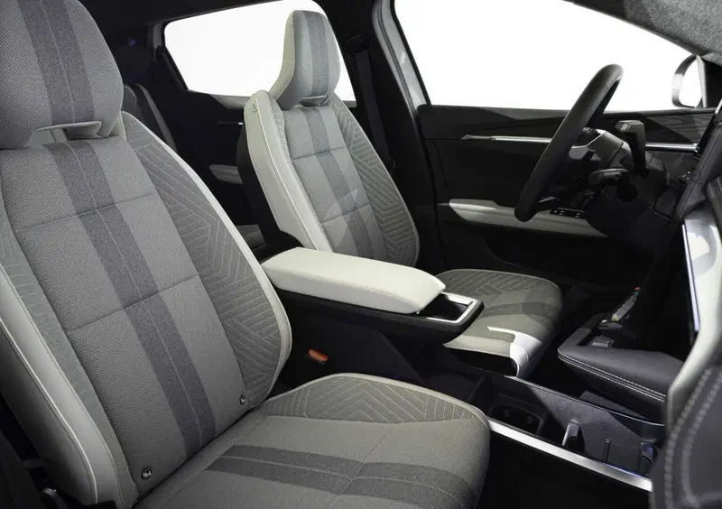 Renault Scenic E-Tech Electric (2016-->>) (11)