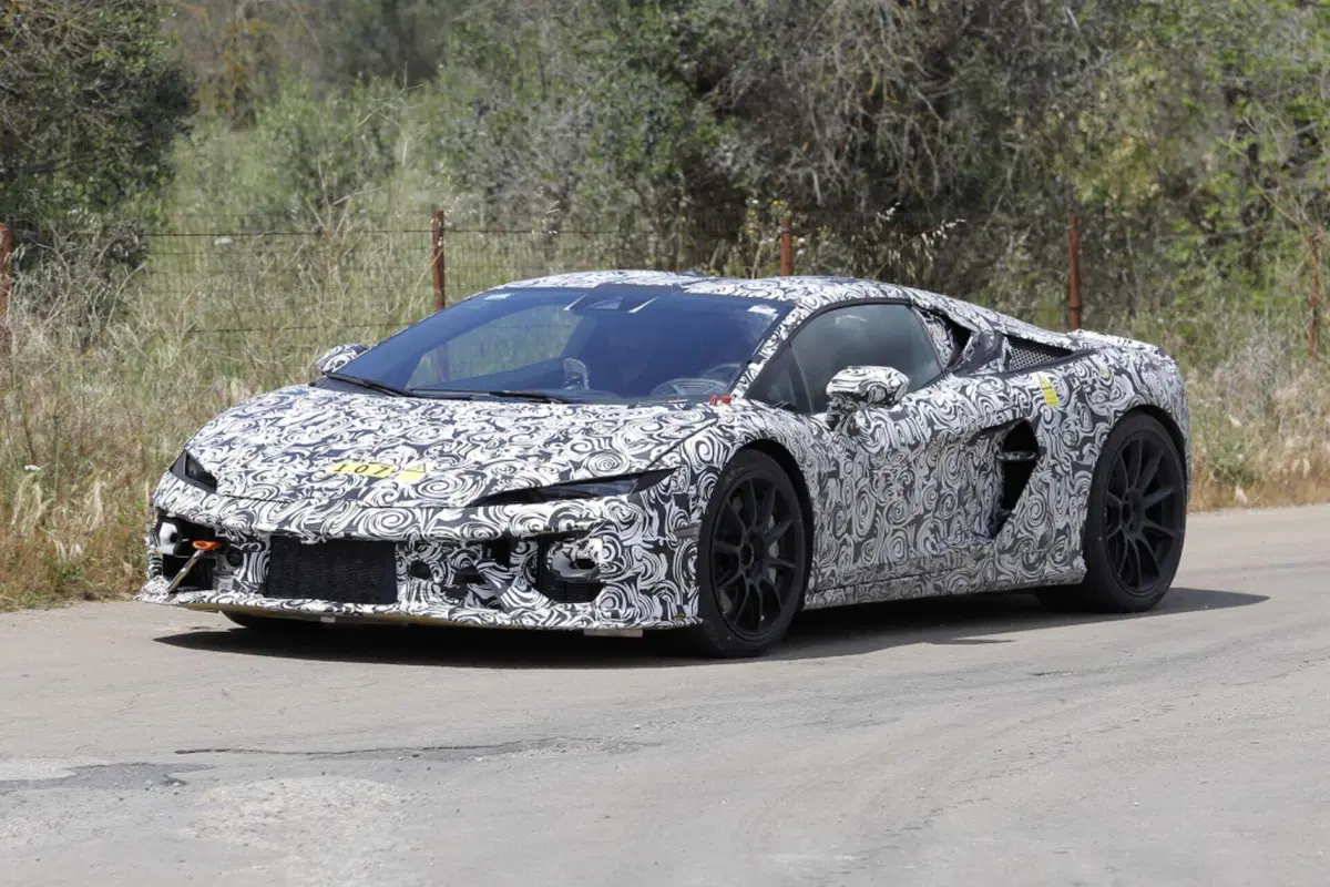 Lamborghini Temerario: le foto spia della nuova supercar (8)