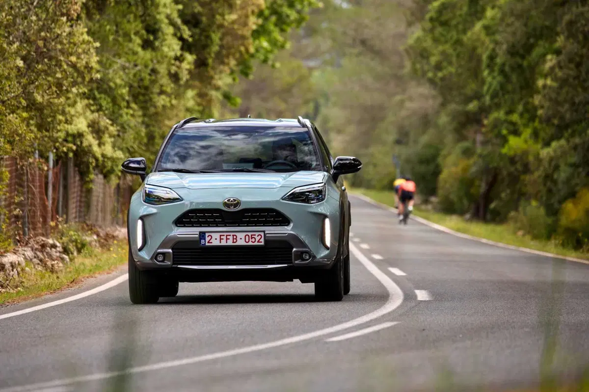 Toyota Yaris Cross 2024: nuovo motore, l'ibrido è più potente  (7)