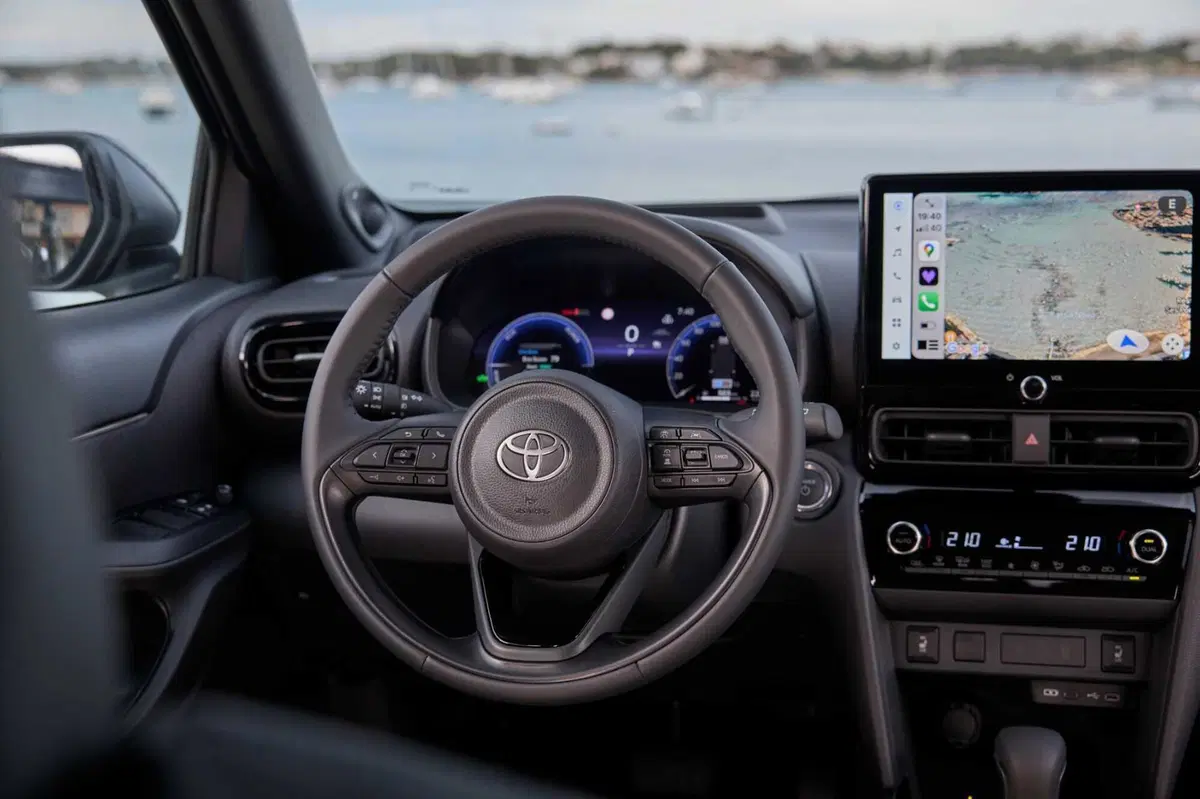 Toyota Yaris Cross 2024: nuovo motore, l'ibrido è più potente  (11)