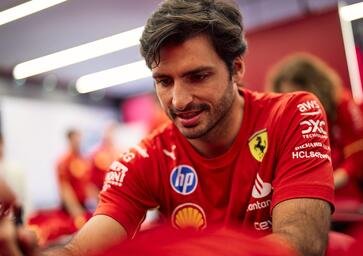 F1. GP Imola 2024, Sainz: “Gli aggiornamenti non ci cambieranno la vita. Sul mio futuro non ci sono ancora novità”