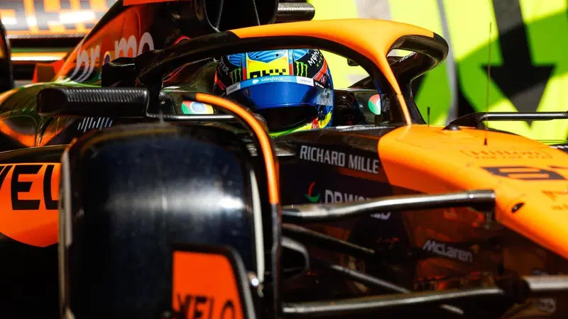F1. GP Imola, Piastri: "Bloccato da Sainz o avrei potuto lottare con Leclerc"