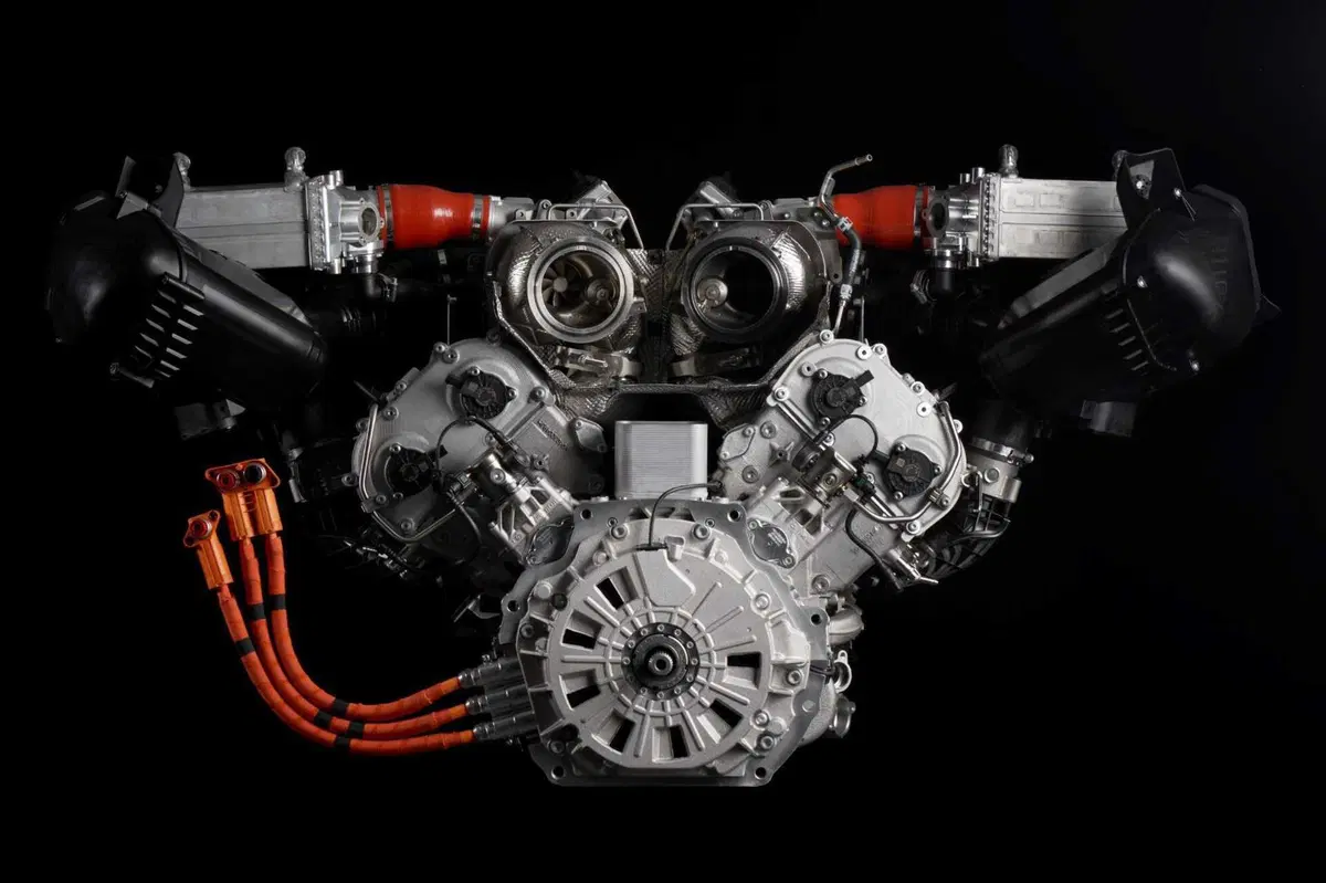 Lamborghini Huracan 634: il V8 biturbo ibrido da 800 CV arriva a 10.000 giri