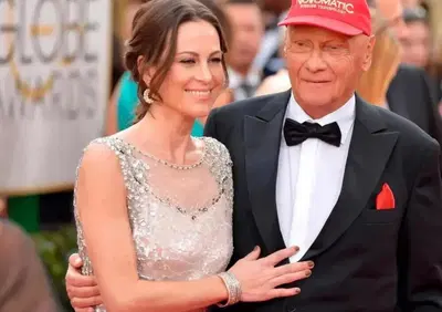 Niki Lauda: la storia della hostess che gli ha salvato la vita