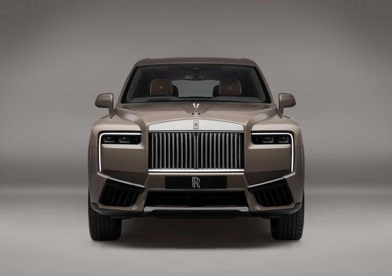 Rolls Royce Cullinan (4)