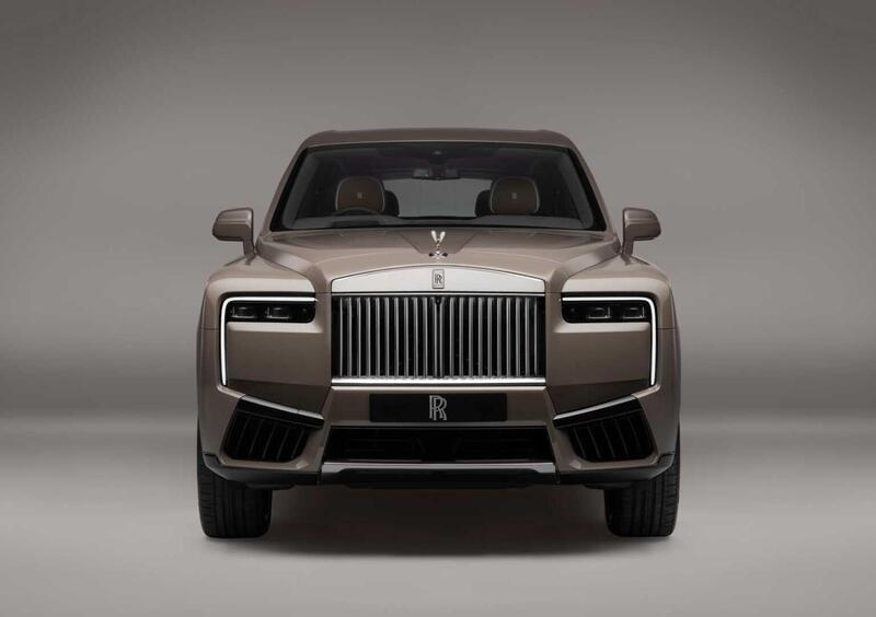 Rolls Royce Cullinan (4)