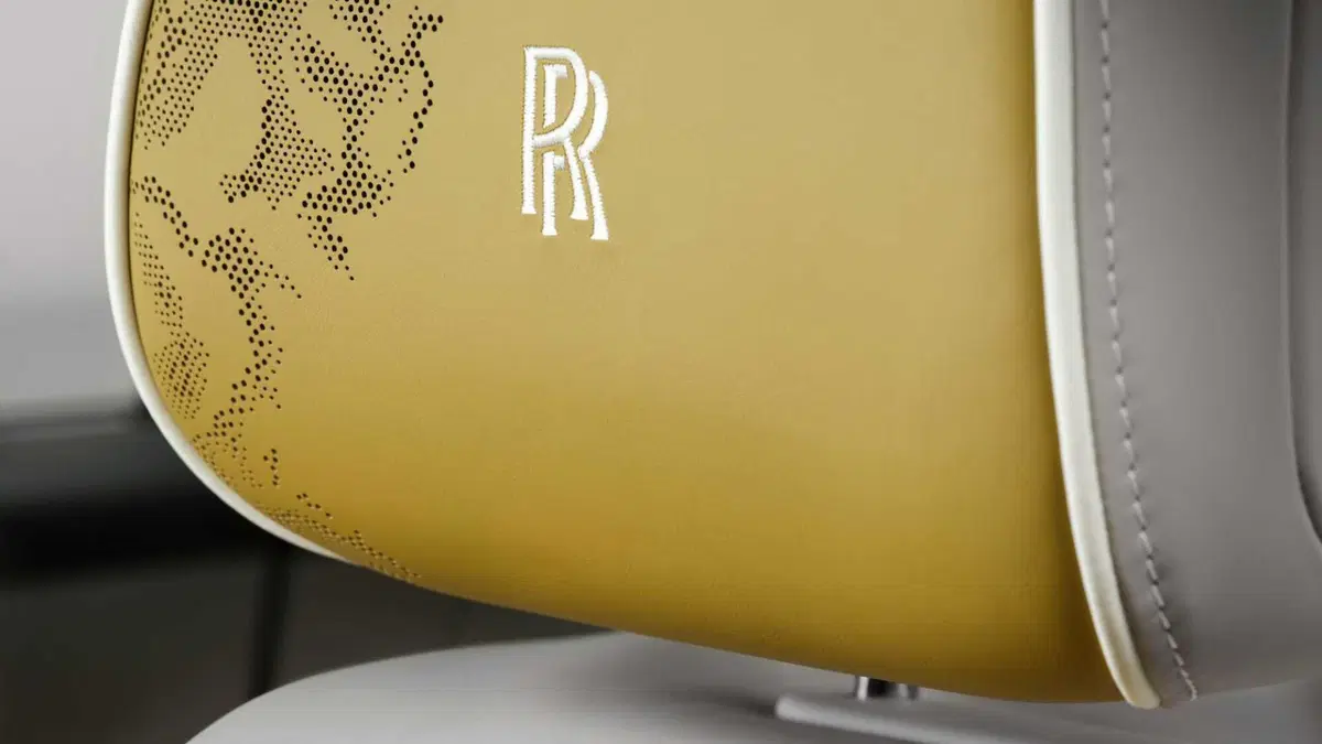 Rolls Royce Cullinan (2018-->>) (17)