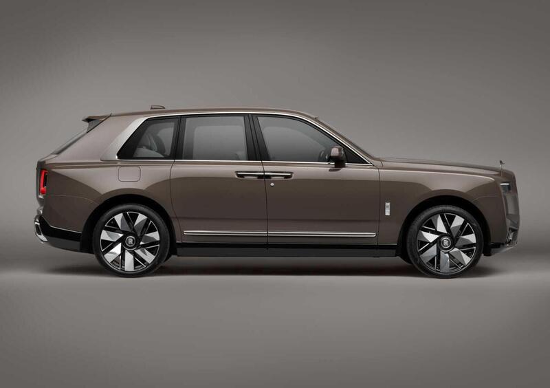 Rolls Royce Cullinan (3)