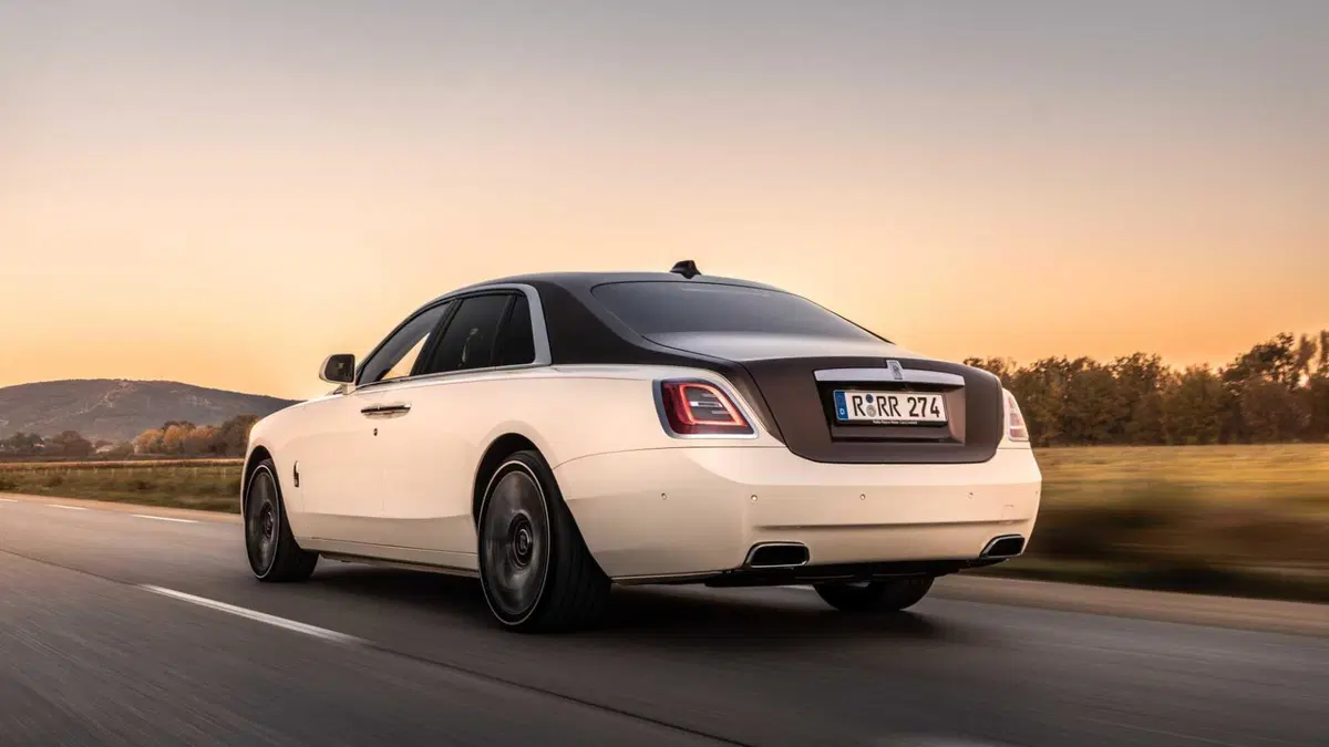 Rolls Royce Ghost (6)