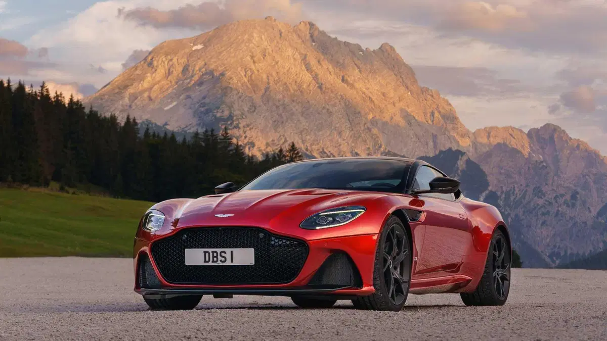 Aston Martin DBS Superleggera DBS (Superleggera) Coupe 5.2 V12 auto (22)