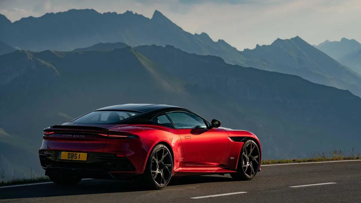 Aston Martin DBS Superleggera DBS (Superleggera) Coupe 5.2 V12 auto (24)