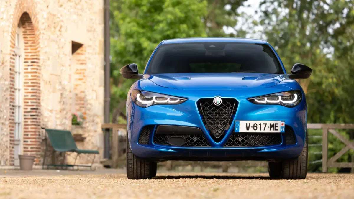 Alfa Romeo Stelvio 2.9 V6 Quadrifoglio Q4 520cv auto (4)