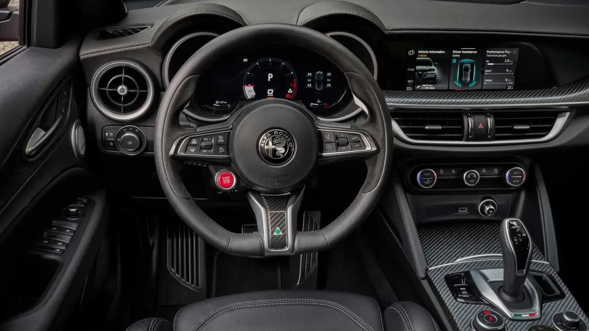 Alfa Romeo Stelvio 2.9 V6 Quadrifoglio Q4 520cv auto (7)