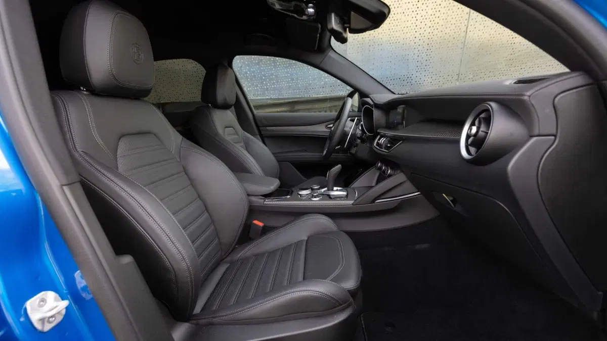 Alfa Romeo Stelvio 2.9 V6 Quadrifoglio Q4 520cv auto (8)