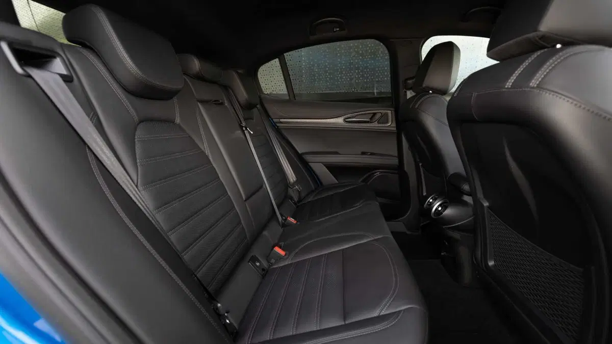 Alfa Romeo Stelvio 2.9 V6 Quadrifoglio Q4 520cv auto (9)