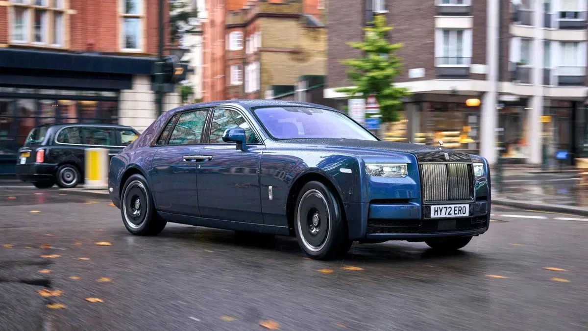 Rolls Royce Phantom (4)