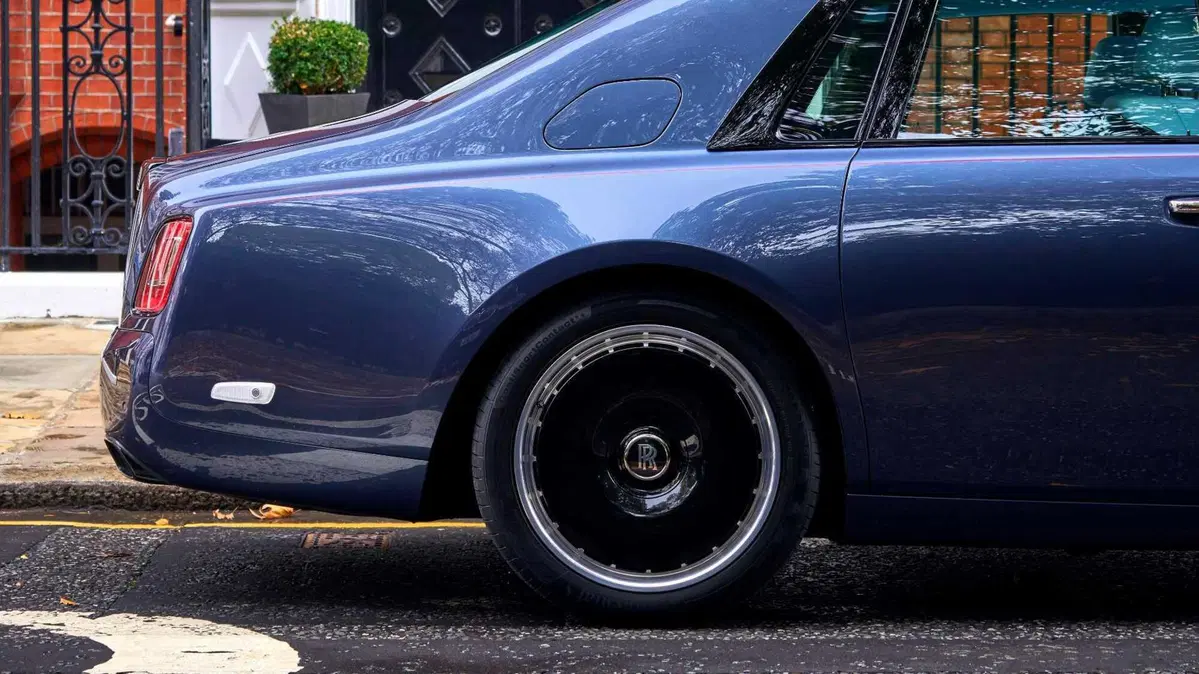 Rolls Royce Phantom (14)