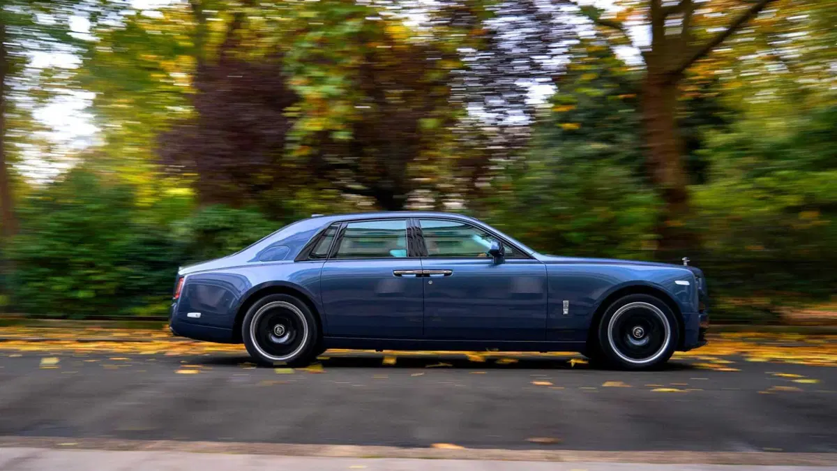Rolls Royce Phantom (6)