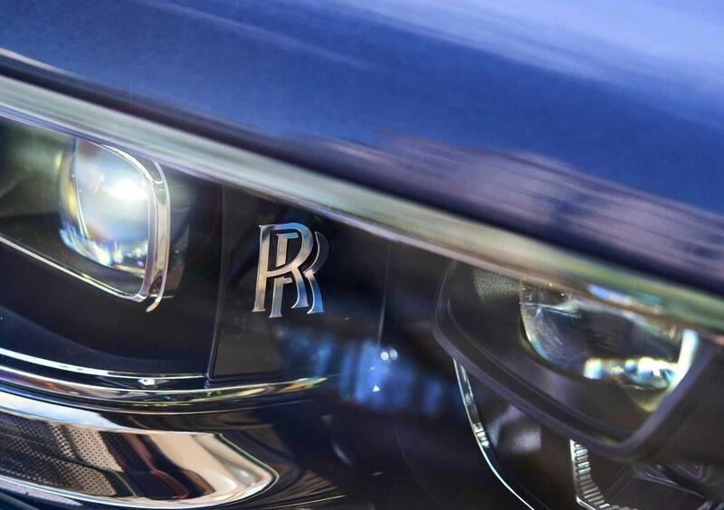 Rolls Royce Phantom (2017-->>) (15)