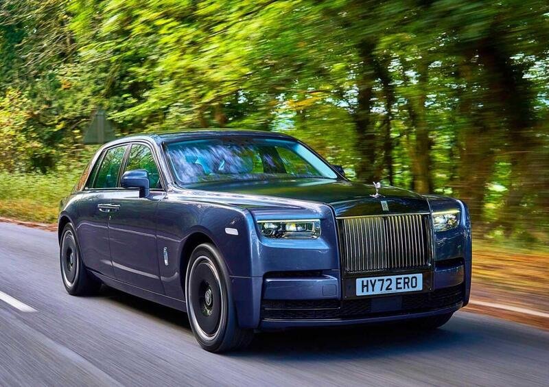 Rolls Royce Phantom (2017-->>) (9)