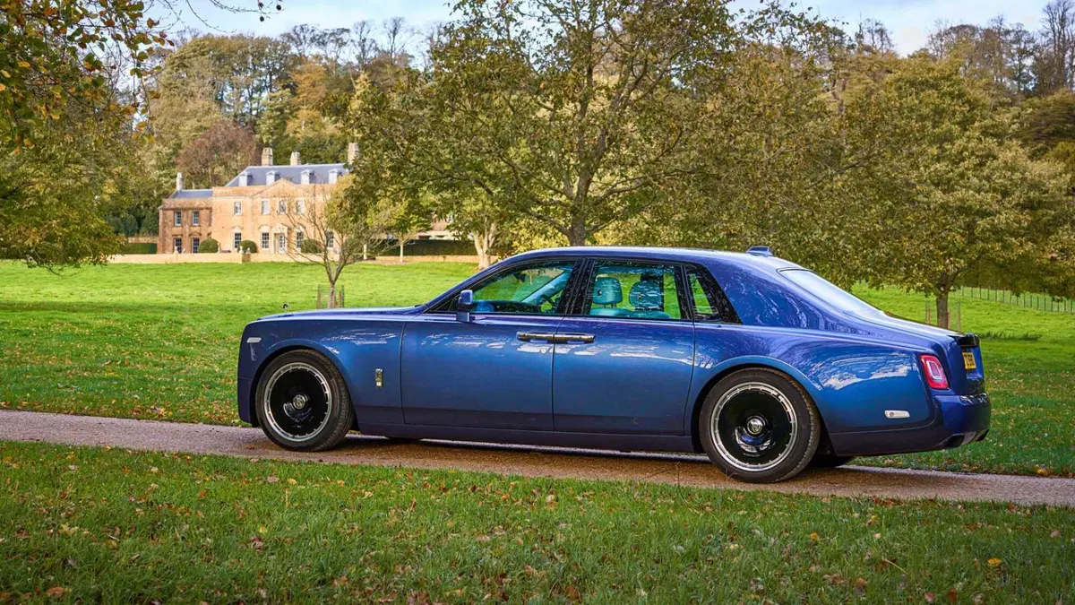 Rolls Royce Phantom (7)