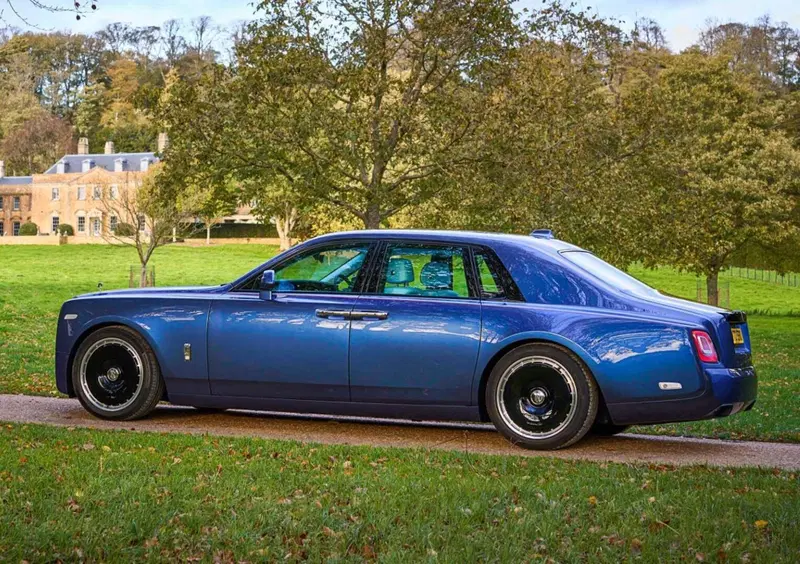 Rolls Royce Phantom (7)