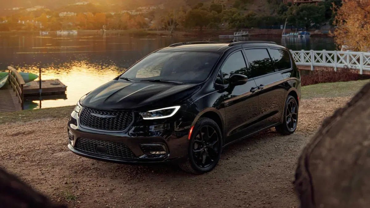 Chrysler Pacifica (2)