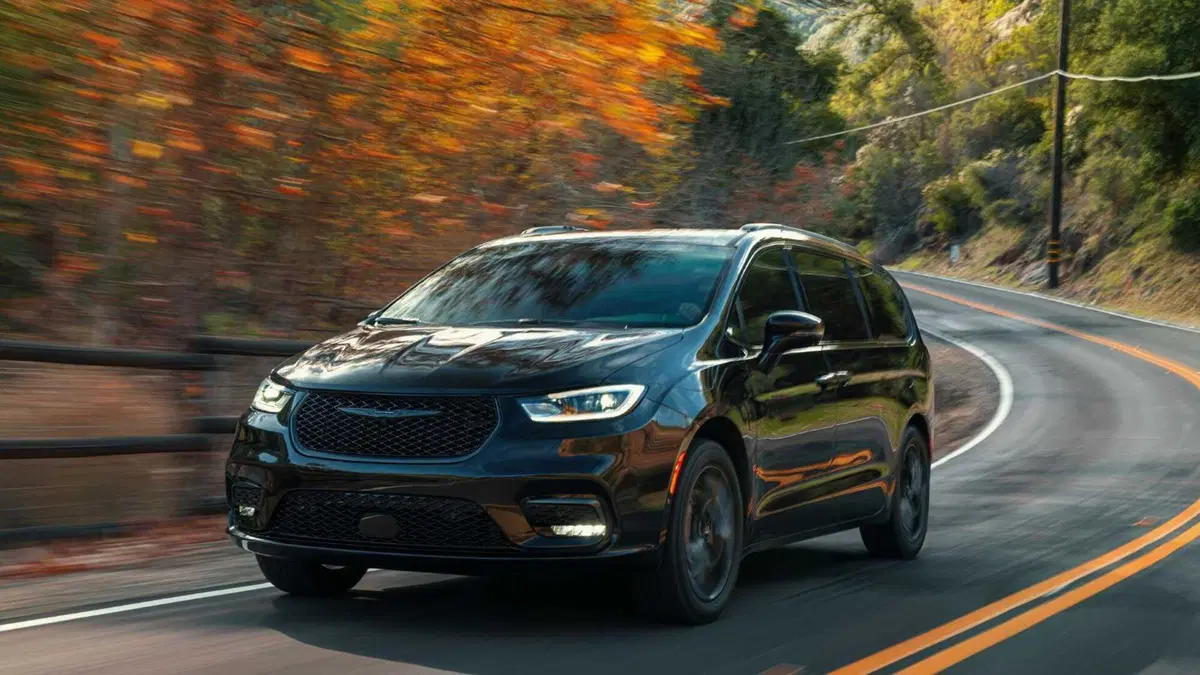 Chrysler Pacifica (6)
