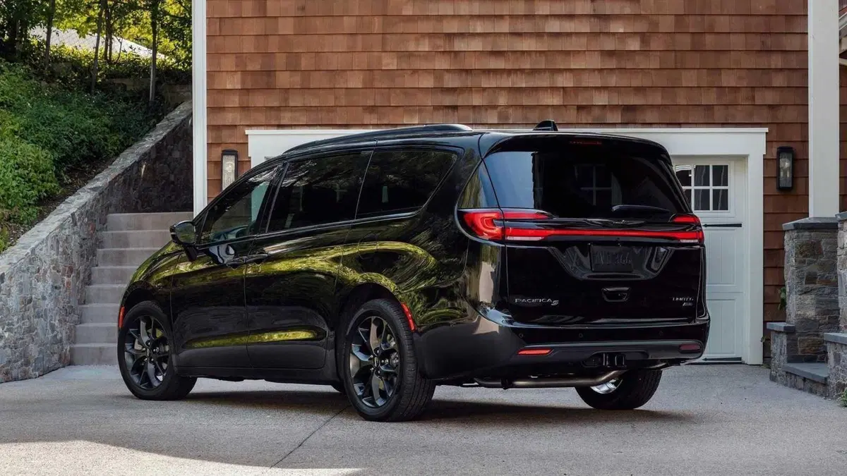 Chrysler Pacifica (8)