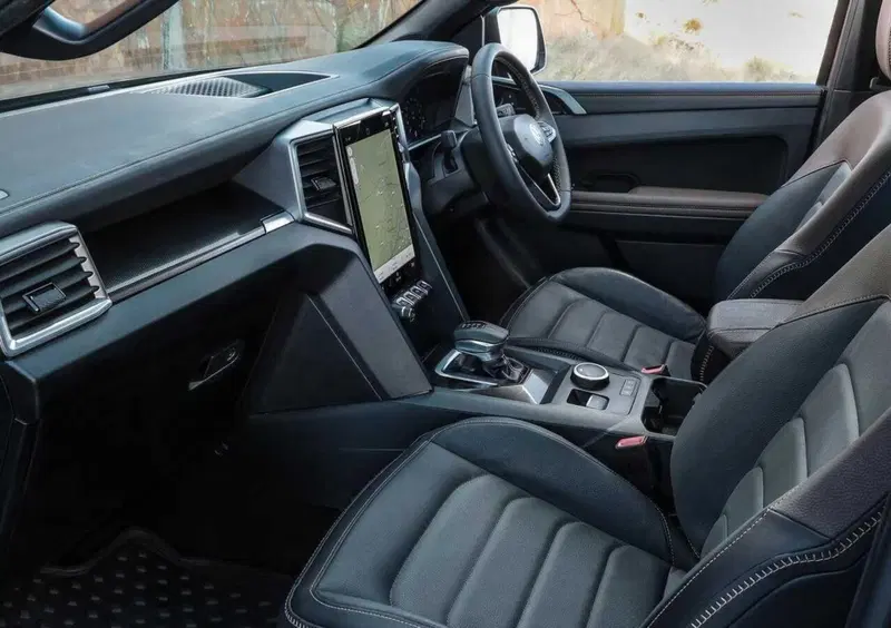 Volkswagen Amarok (2023-->>) (12)