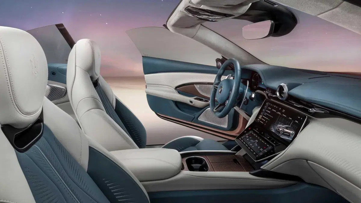 Maserati Grancabrio Folgore awd (15)