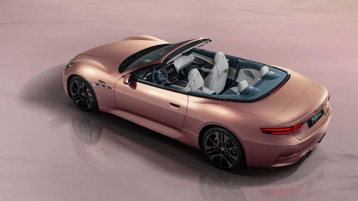 Maserati Grancabrio Folgore awd (7)
