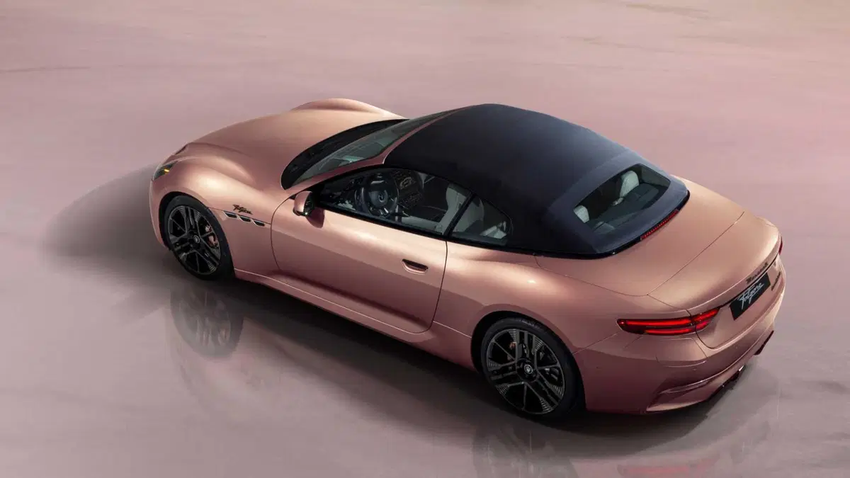 Maserati Grancabrio Folgore awd (8)