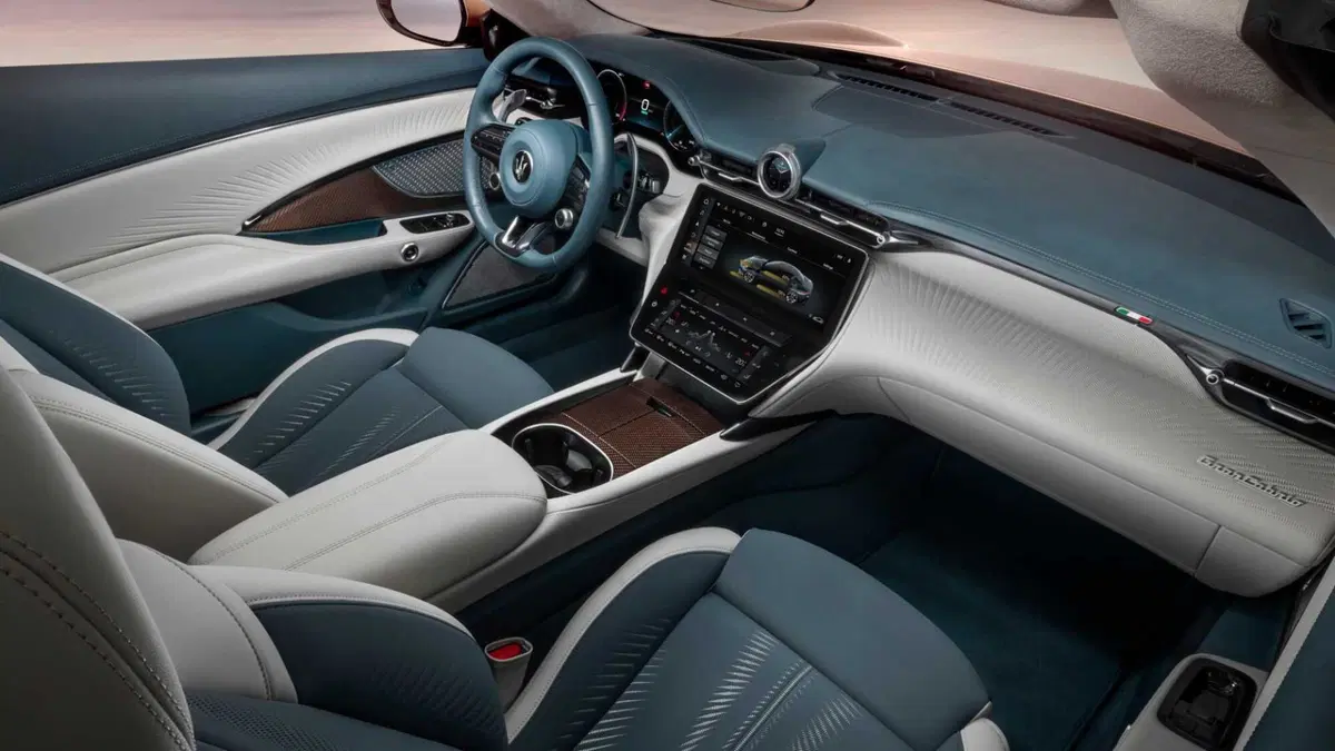 Maserati Grancabrio Folgore awd (14)