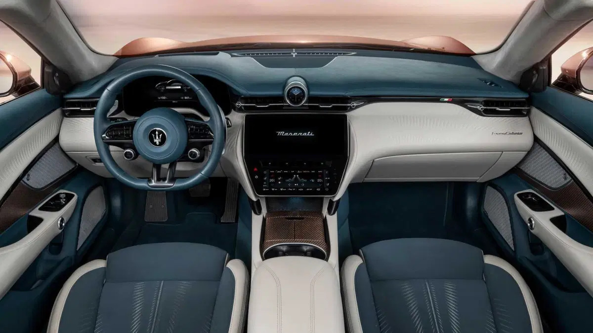 Maserati Grancabrio Folgore awd (12)