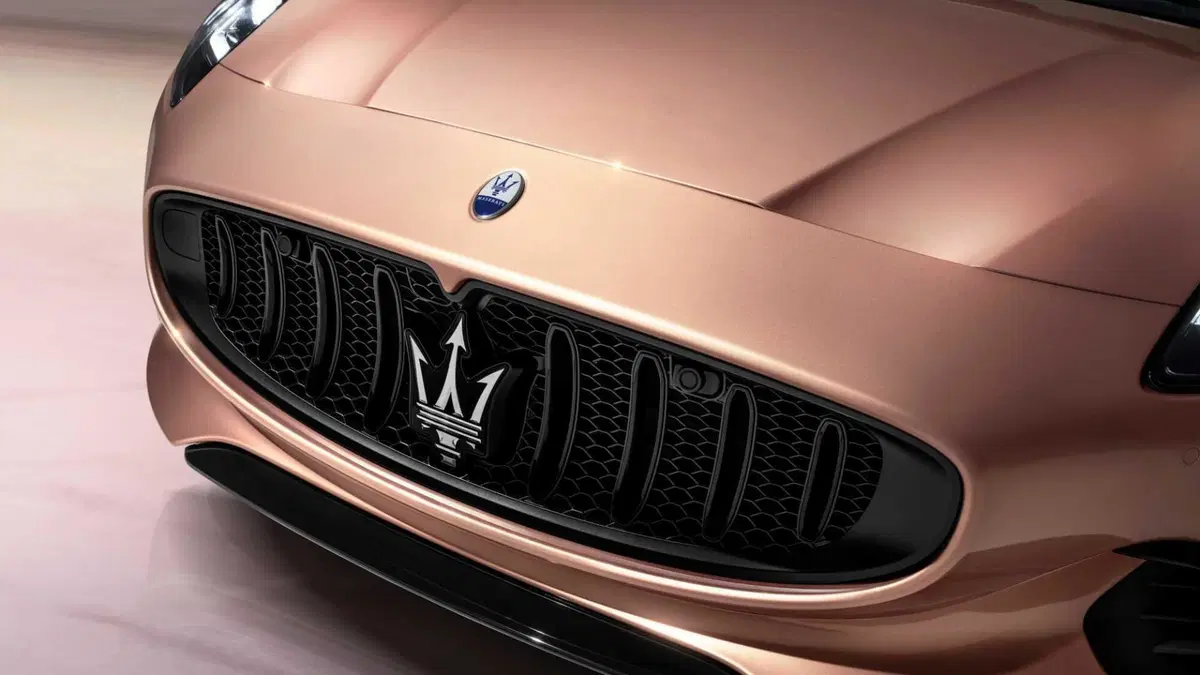 Maserati Grancabrio Folgore awd (24)