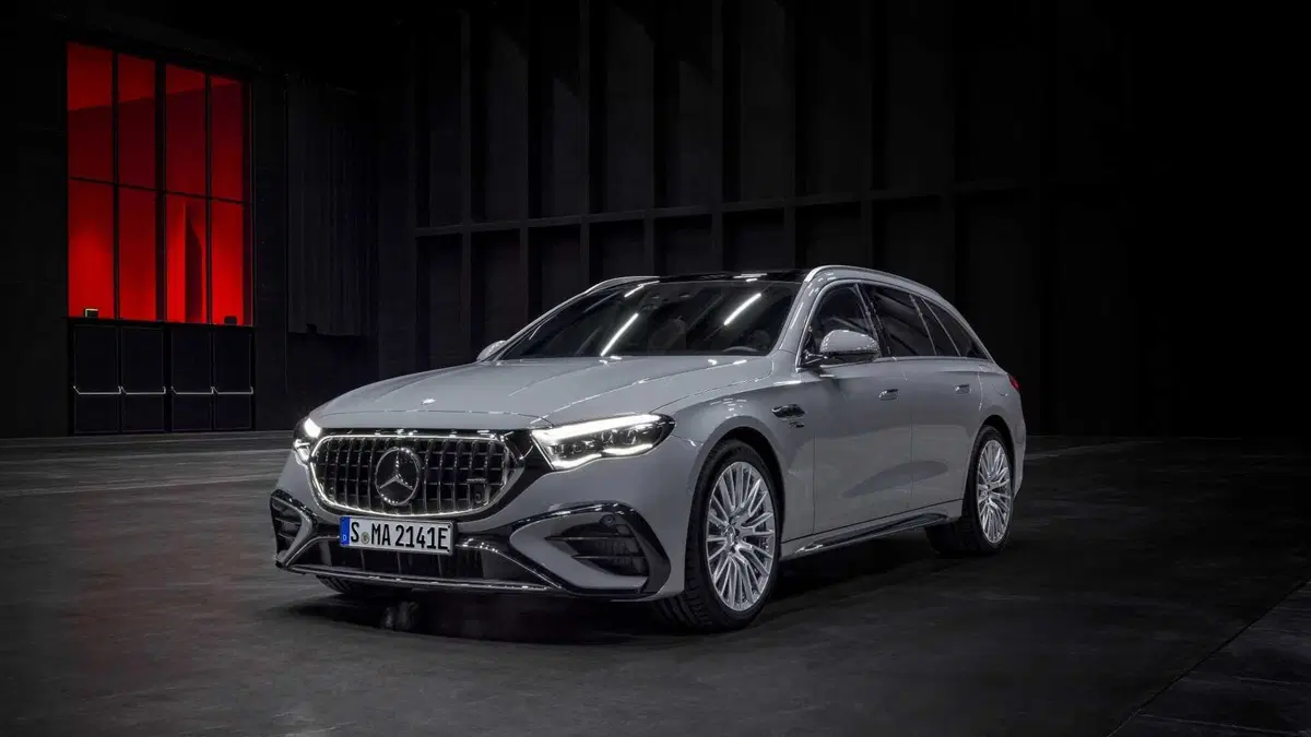 Mercedes-Benz Classe E Station Wagon AMG 53 hybrid Premium Plus 4matic+ auto