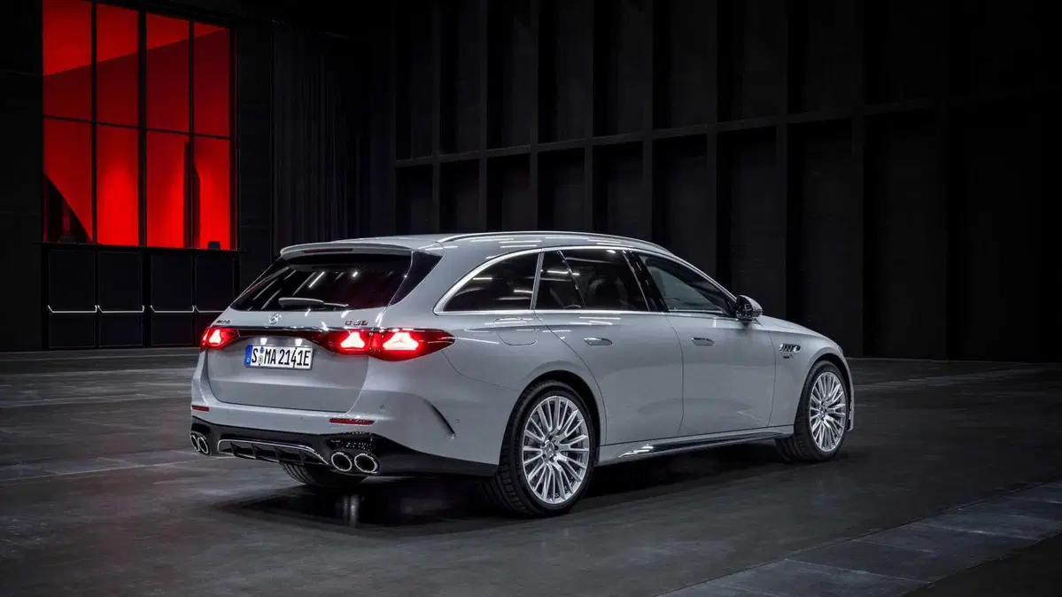 Mercedes-Benz Classe E Station Wagon AMG 53 hybrid Advanced Plus Edition 1 AMG 4matic+ auto (4)