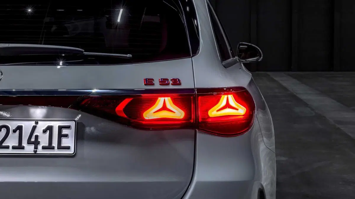 Mercedes-Benz Classe E Station Wagon AMG 53 hybrid Advanced Plus Edition 1 AMG 4matic+ auto (13)