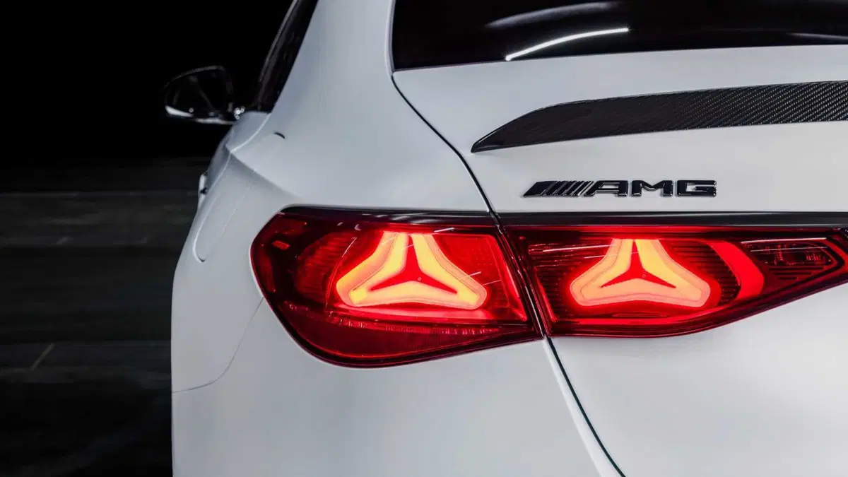 Mercedes-Benz Classe E AMG 53 hybrid Premium Plus 4matic+ auto (14)