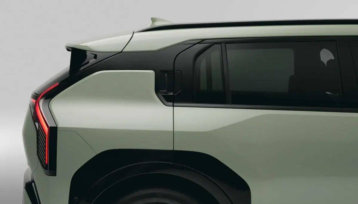 Kia EV3: il nuovo B-Suv elettrico "democratico", caratteristiche e scheda tecnica (2)