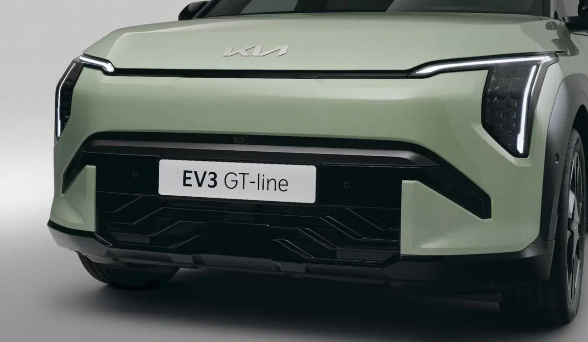 Kia EV3: il nuovo B-Suv elettrico "democratico", caratteristiche e scheda tecnica (9)