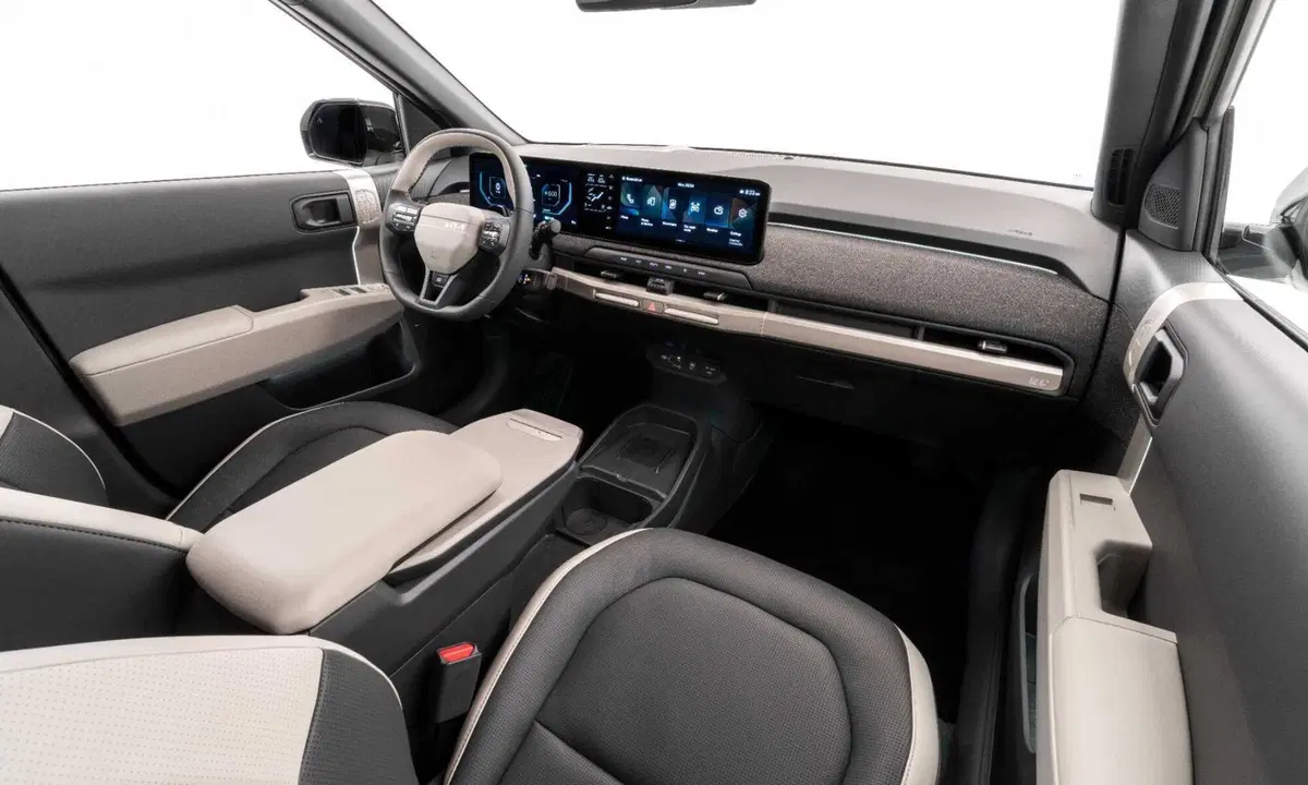 Kia EV3: il nuovo B-Suv elettrico "democratico", caratteristiche e scheda tecnica (22)