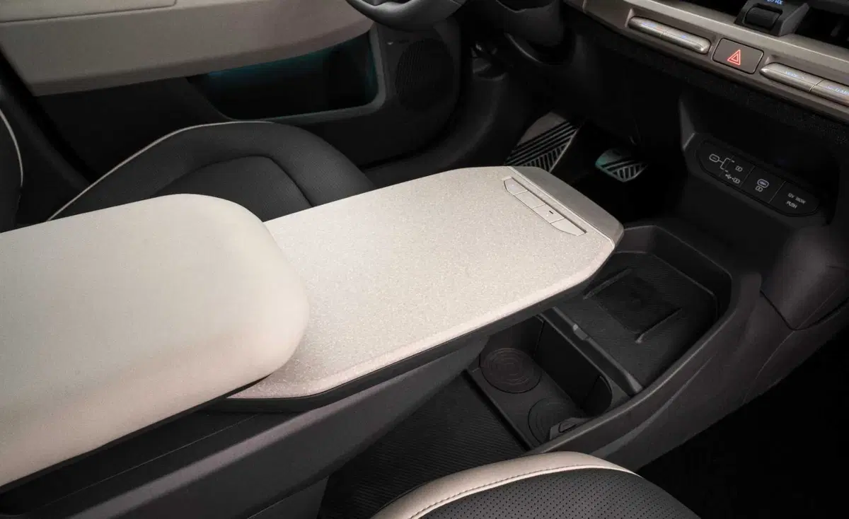Kia EV3: il nuovo B-Suv elettrico "democratico", caratteristiche e scheda tecnica (30)