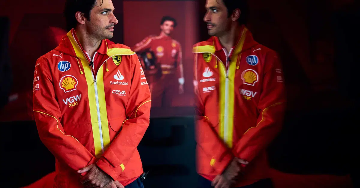 F1. La Ferrari a Monaco pu&ograve; vincere: parola di Carlos Sainz. Che sul suo futuro dice: &ldquo;valuto tutte le opzioni"