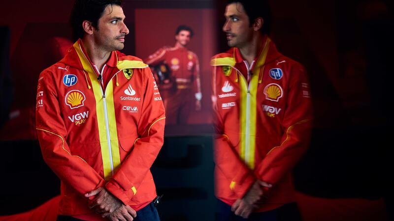 F1. La Ferrari a Monaco pu&ograve; vincere: parola di Carlos Sainz. Che sul suo futuro dice: &ldquo;valuto tutte le opzioni&quot;